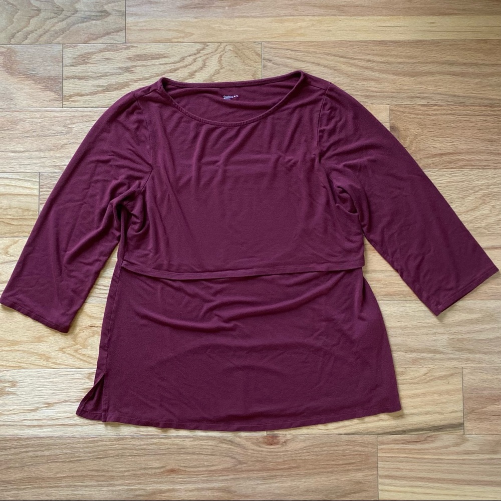 GAP • Overlay Nursing Tee